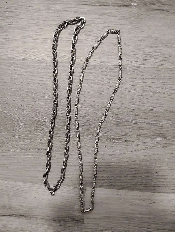 Vintage Selfix Travel Clock & Gold/Silver Chains - photo 3