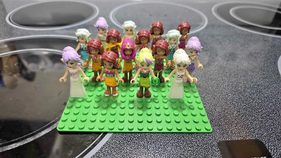 Lego elves characters