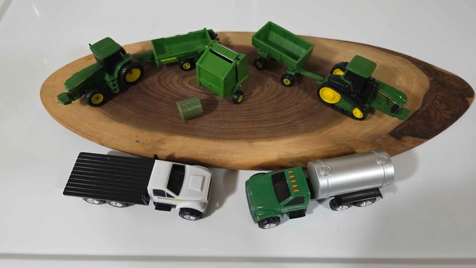 John deere diecast lot - photo 2