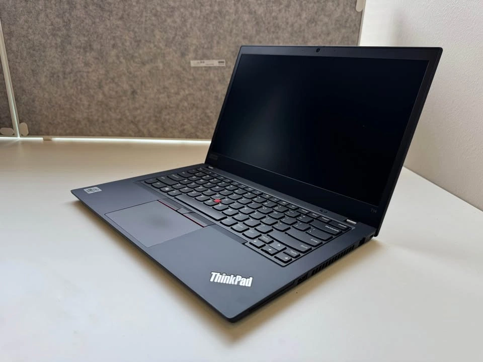 Lenovo ThinkPad T14 Gen1 - photo 2
