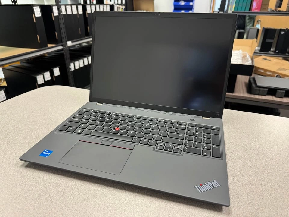 Lenovo ThinkPad T16 Gen 1 - photo 4