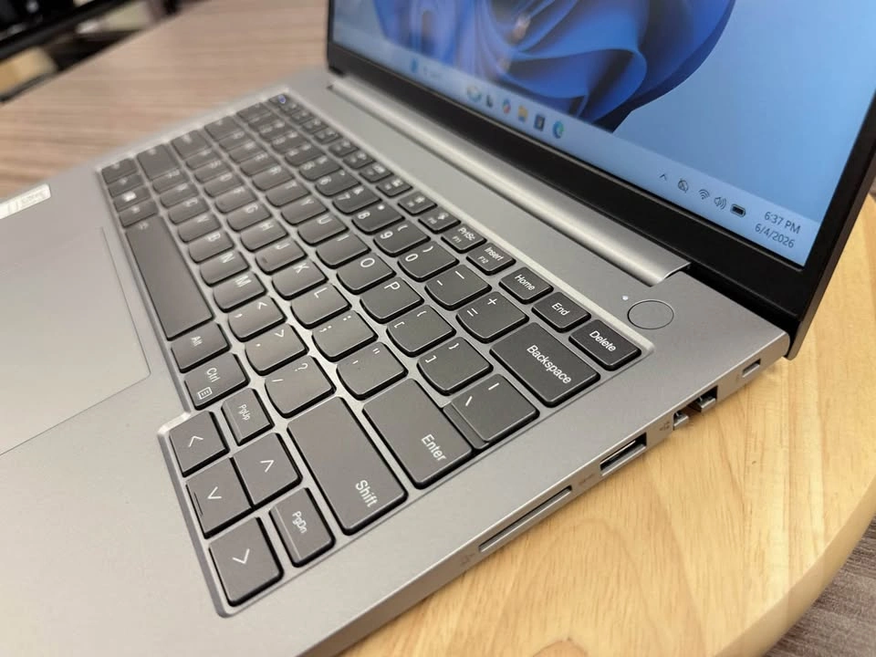 Lenovo ThinkBook 14 G6 - photo 4