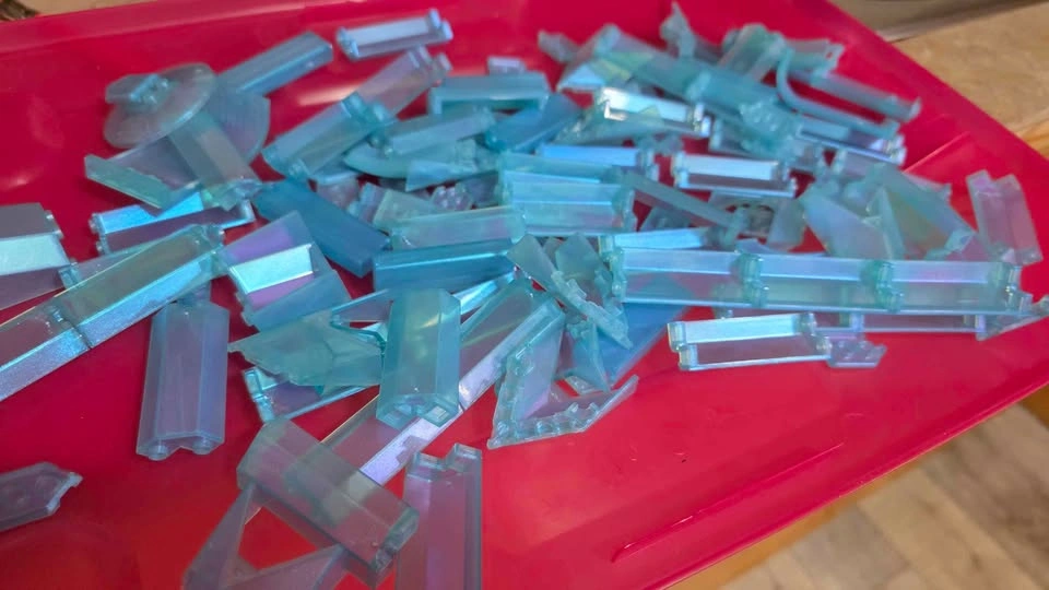 Frosted blue lego pieces - photo 2