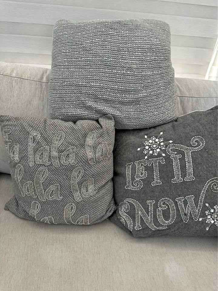 Bundle of Christmas Pillows thumbnail