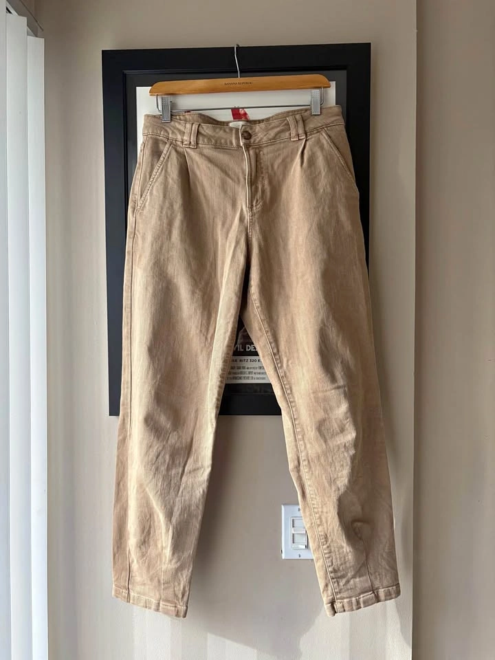Sézane Tan Pleated Trousers Size 40