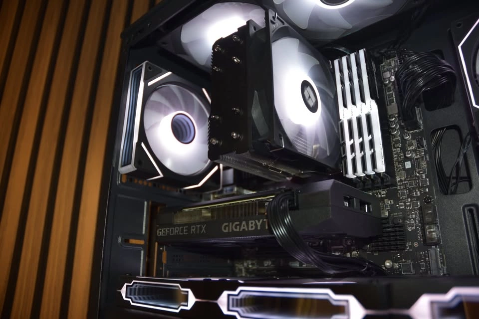 Gaming PC | 3060 TI | Ryzen 5 5600X | 32GB RAM - photo 4