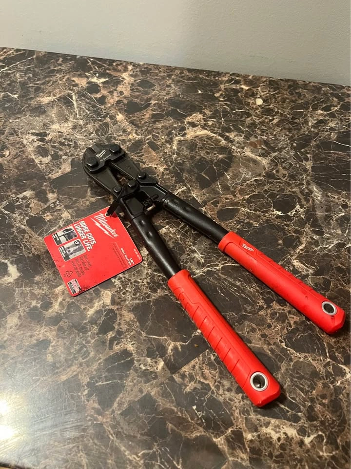 Milwaukee Bolt cutters 14” - photo 2