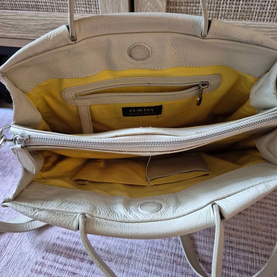 Genuine Leather Cross-Body Purse - Claudia Firenze - photo 2