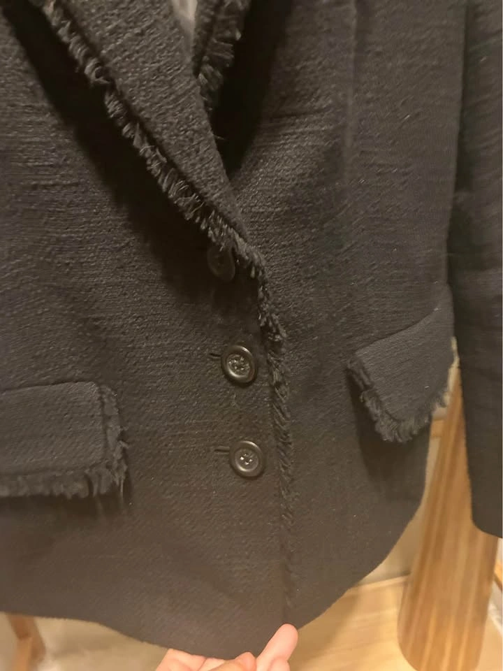 Karl Lagerfeld Black Tweed Blazer size Med - photo 3