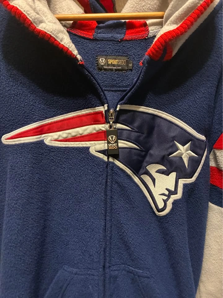 NFL New England Patriots Onesie size Large Men’s - photo 3