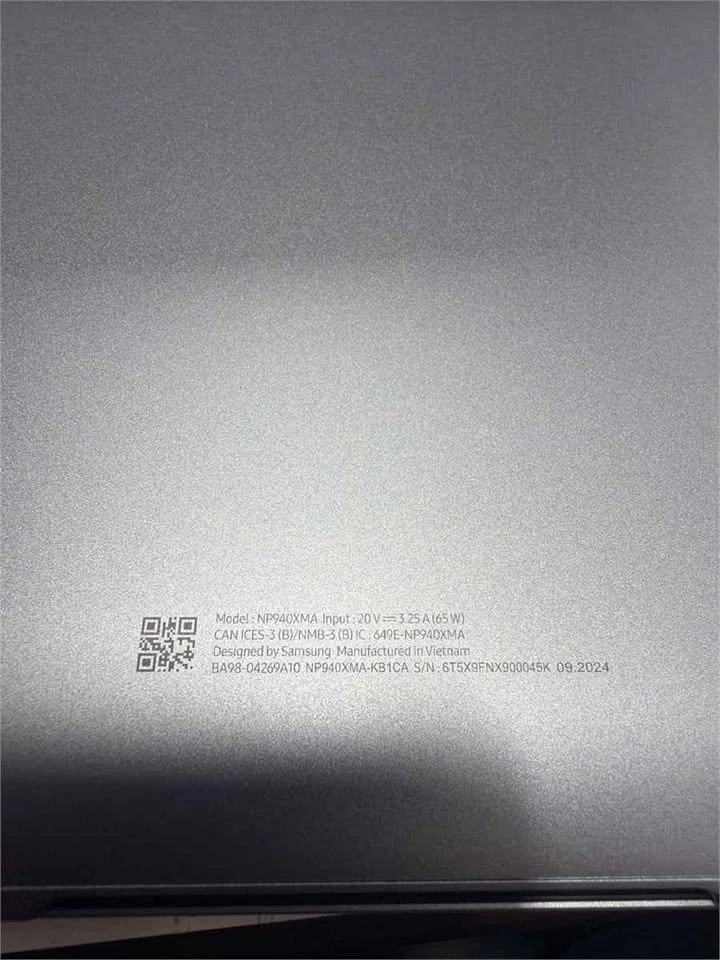 SAMSUNG Snapdragon X Elite X1E-80-100 - photo 3