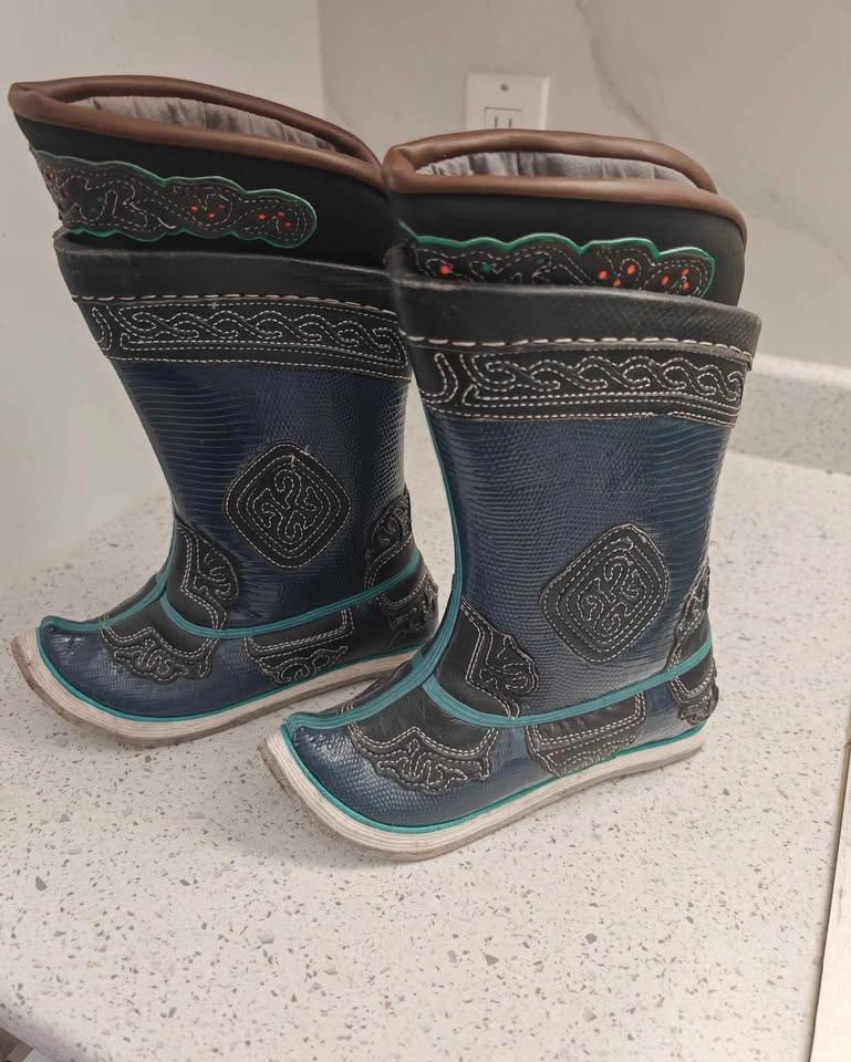 Authentic Mongolian Herder Winter Boots - photo 2