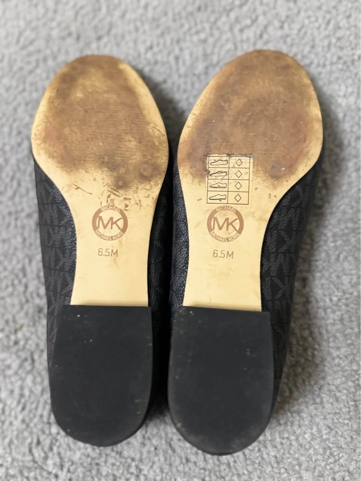 Michael Kors MK Loafers size 6.5M - photo 2