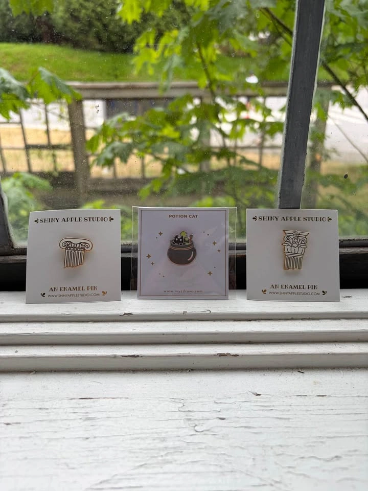 Classics and Cat Pins - photo 5