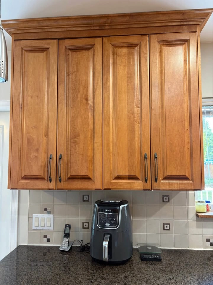 Maple Kitchen cabinets and granite countertop for sale - photo 3