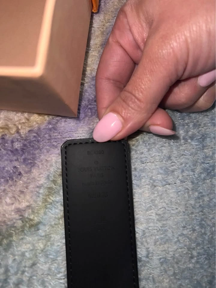 LV INITIALES 40MM REVERSIBLE BELT - M9043T (Black) - photo 5