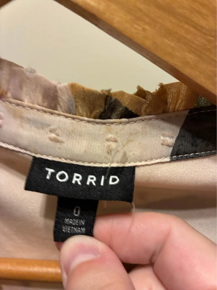 NWT Torrid Floral Dress size 0 (XL) - photo 2