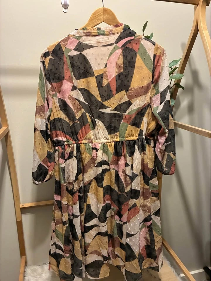 NWT Torrid Floral Dress size 0 (XL) - photo 5