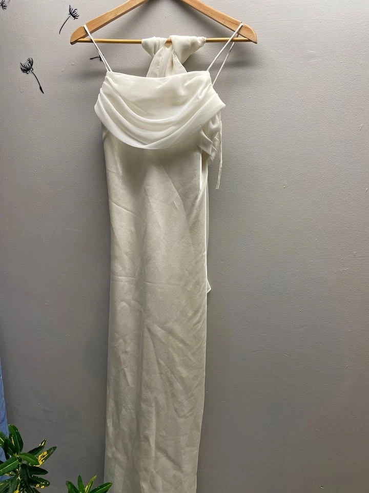Cute and simple wedding dress