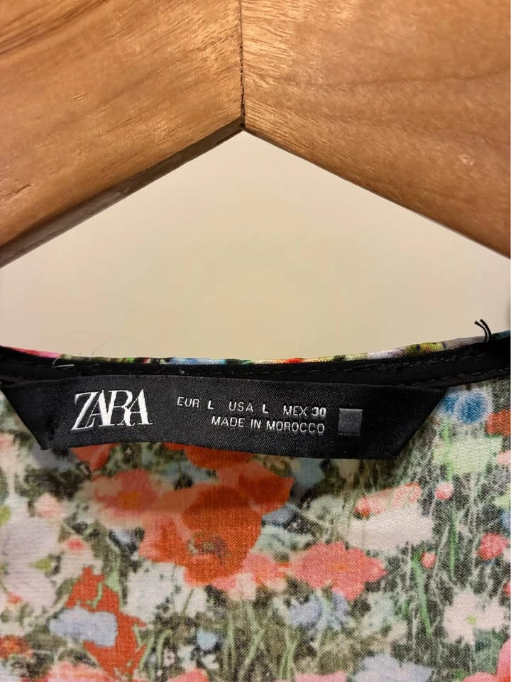 Zara Floral Dress size Lg - photo 2