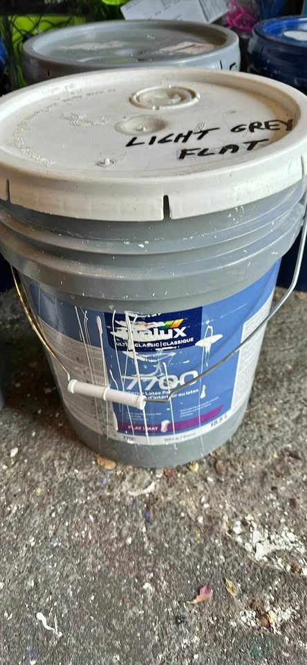 Paint Full Pail Latex Flat - Light Grey