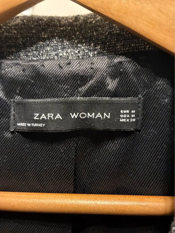 Zara Woman’s Tweed Blazer size Med - photo 2