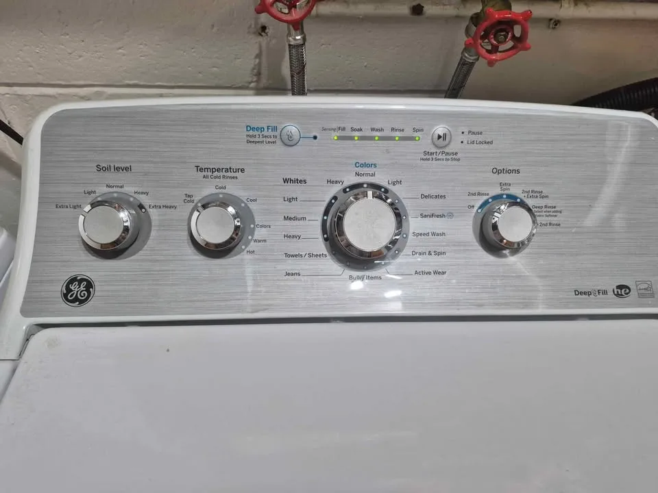 GE Washer Dryer Set image indicator(4)