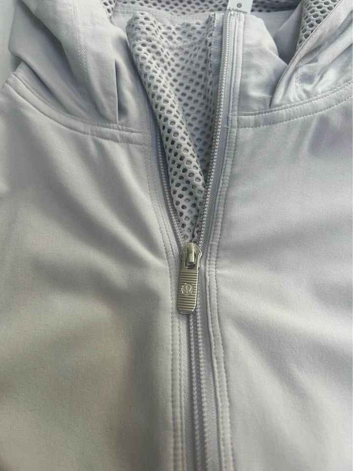 Lululemon All Day Breeze Pullover Hoodie - photo 4