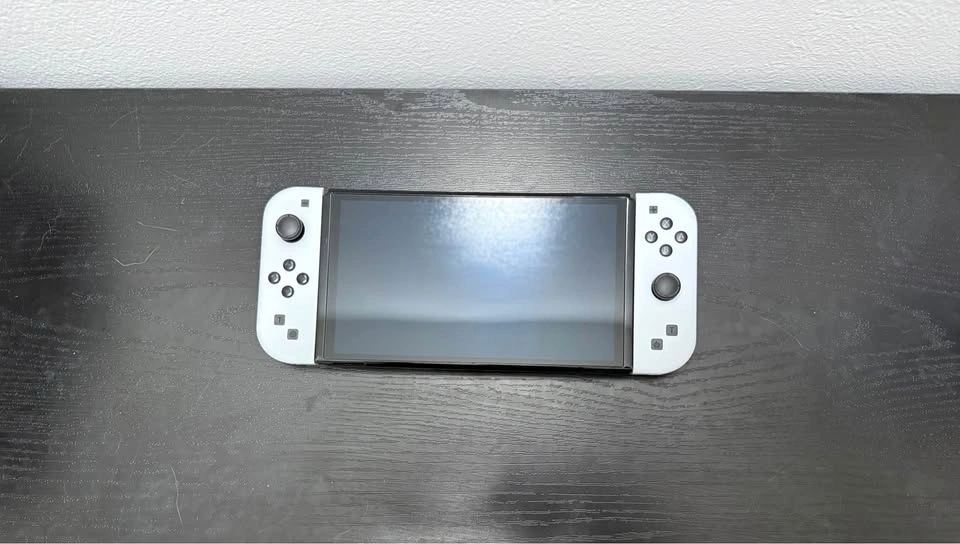 Nintendo Switch OLED Model with White Joy-Cons - photo 2