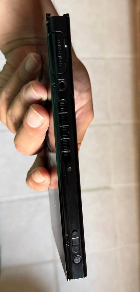 V1 Unpatched Nintendo Console HAC-001 Low Serial Number - photo 3