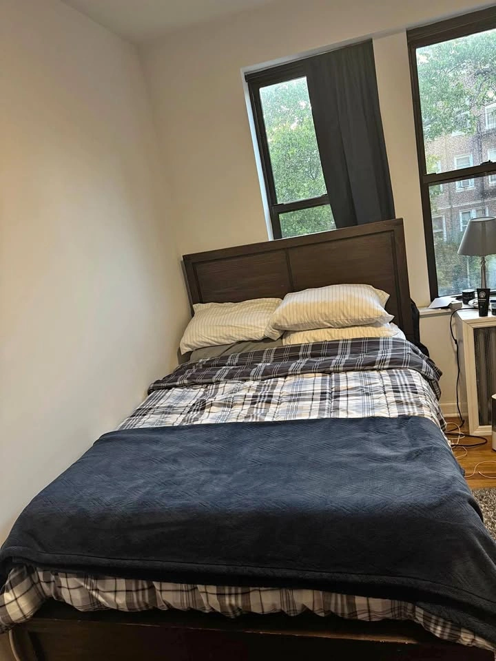 Full size bedroom set (5 piece)