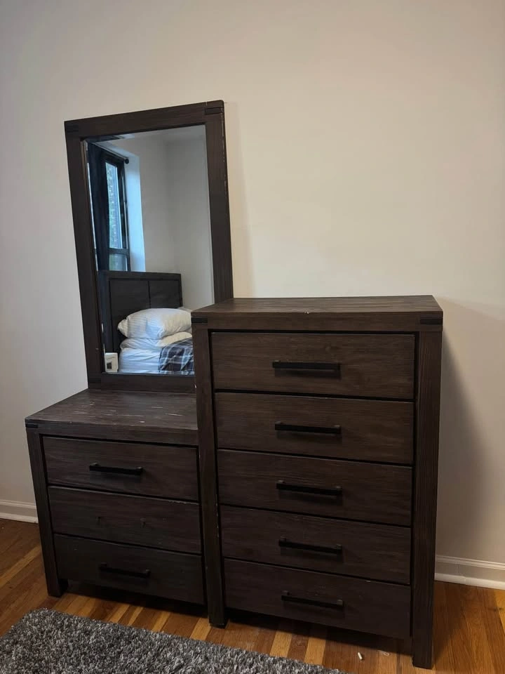 Full size bedroom set (5 piece) - photo 3