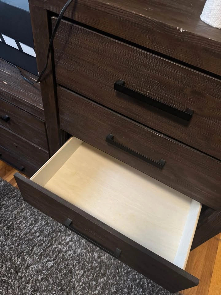 Full size bedroom set (5 piece) - photo 4