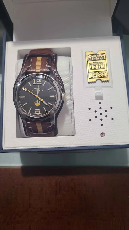Fossil Star Wars Limited Edition Rebel Alliance Watch Set - photo 2
