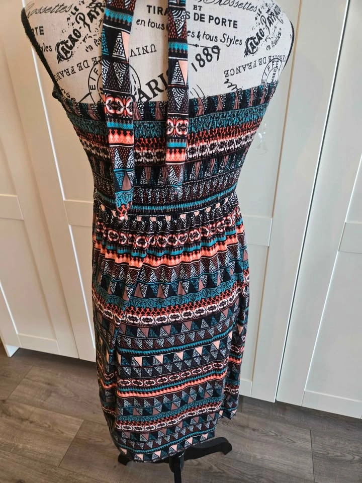 Beach cover-up or summer dress - photo 3