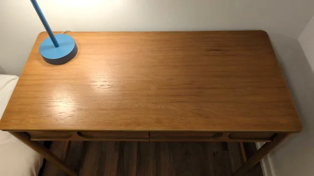 Crate & Kids Wooden Desk image indicator(9)