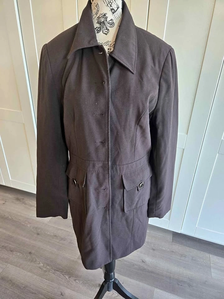 Simply manakin jacket