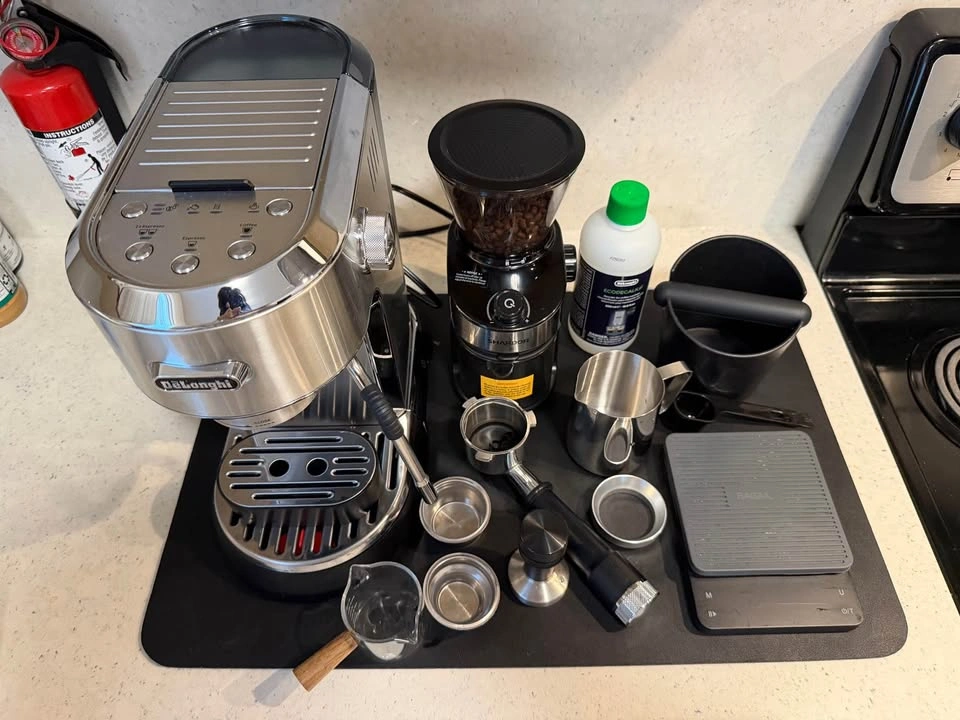 Complete Espresso & Latte Set – DeLonghi Dedica Maestro + SHARDO