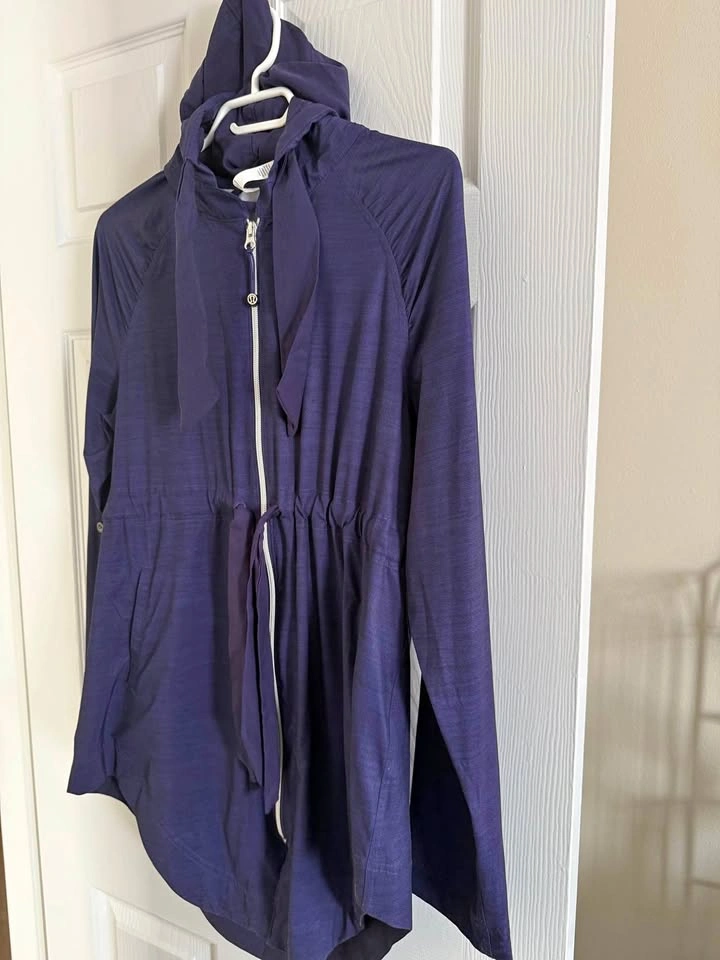 Lululemon Purple Full Zip Hooded Jacket Windbreaker