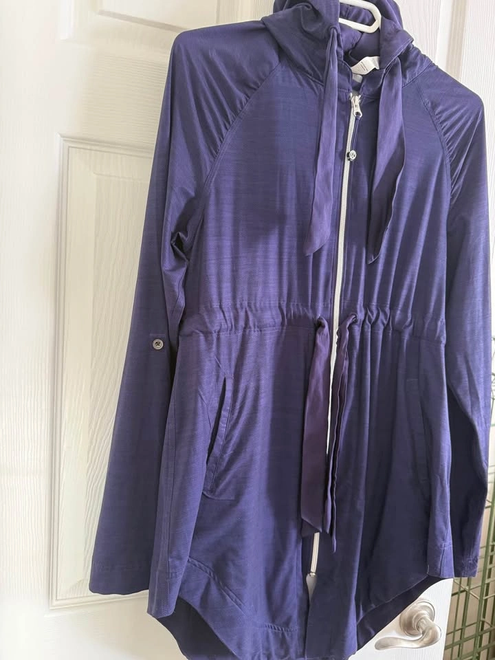 Lululemon Purple Full Zip Hooded Jacket Windbreaker - photo 2