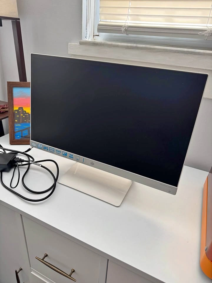 HP monitor