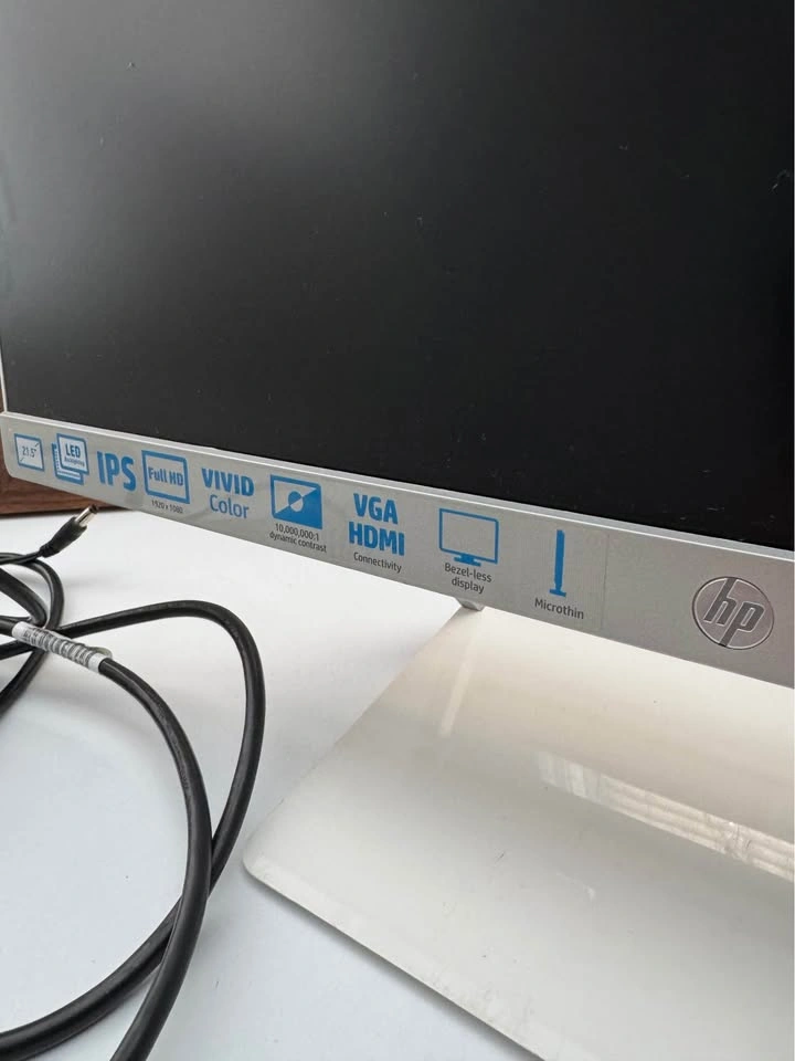 HP monitor - photo 2