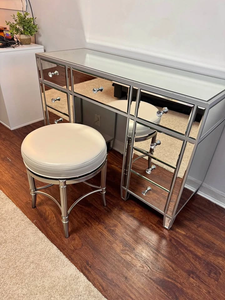 Luxury Mirrored Vanity Desk Set w/ Frontgate Bailey Swivel Stool