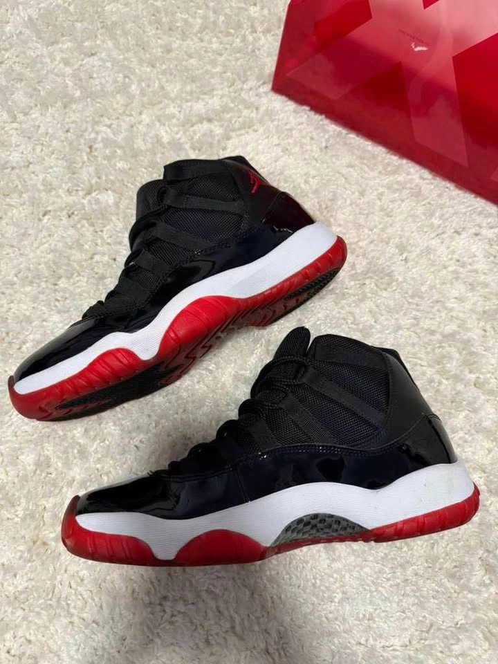 Air Jordan 11 Retro Bred Size 8.5 OG Box - photo 3