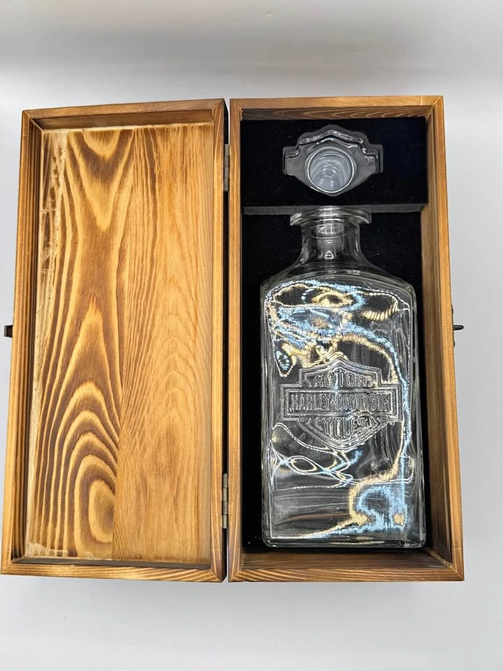 Harley-Davidson Glass Decanter Set w/ Wooden Case