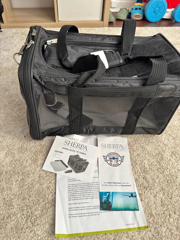Sherpa Original Deluxe Pet Carrier – Airline Approved
