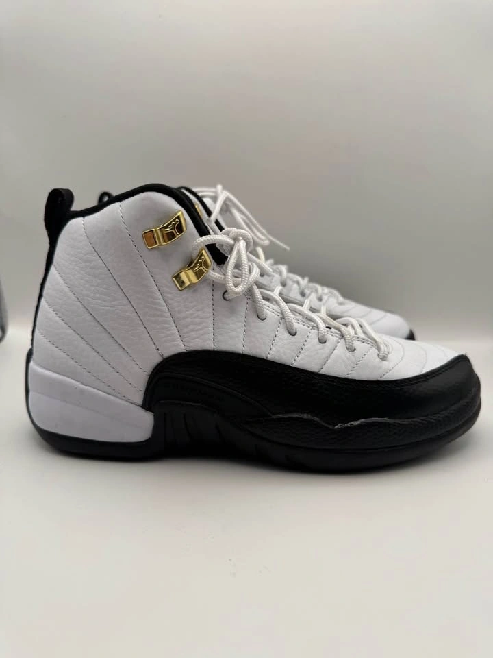 Jordan 12 Taxi GS 5.5Y White Black Gold - photo 4
