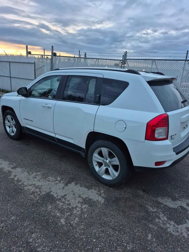 2011 Jeep Compass - photo 3