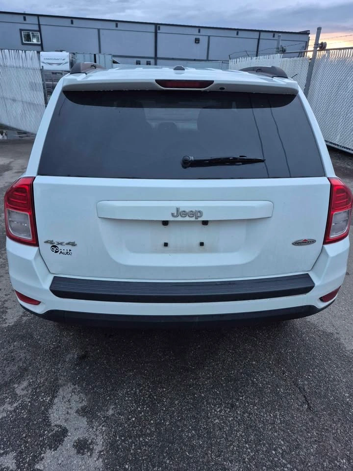2011 Jeep Compass - photo 4