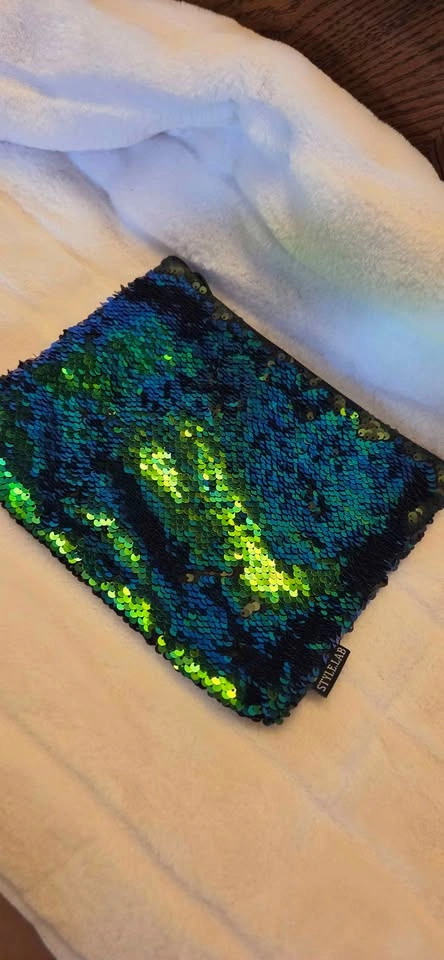STYLE.LAB Reversible Sequin Pouch - photo 2